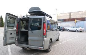 9 vietų mikroautobusų nuoma Panevėžyje Renault Trafic
