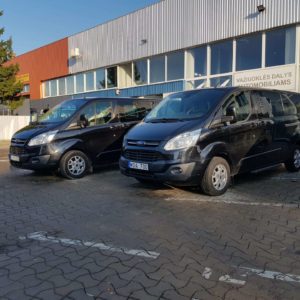 Ford Tourneo Custom keleivinių mikroautobusų nuoma Panevėžyje